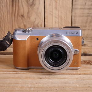 Used Panasonic Lumix DMC-GX80 Silver Camera with Silver 12-32mm Lens