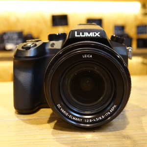 Used Panasonic Lumix FZ2000 Digital Bridge Camera