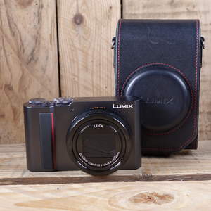 Used Panasonic Lumix TZ200 Silver Digital Compact Camera