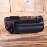 Used Nikon MB-D15 Battery Grip for D7200 D7100