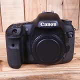 Used Canon EOS 7D D-SLR Camera Body