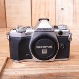 Used Olympus OM-D E-M5 Mark II Silver Digital Camera Body